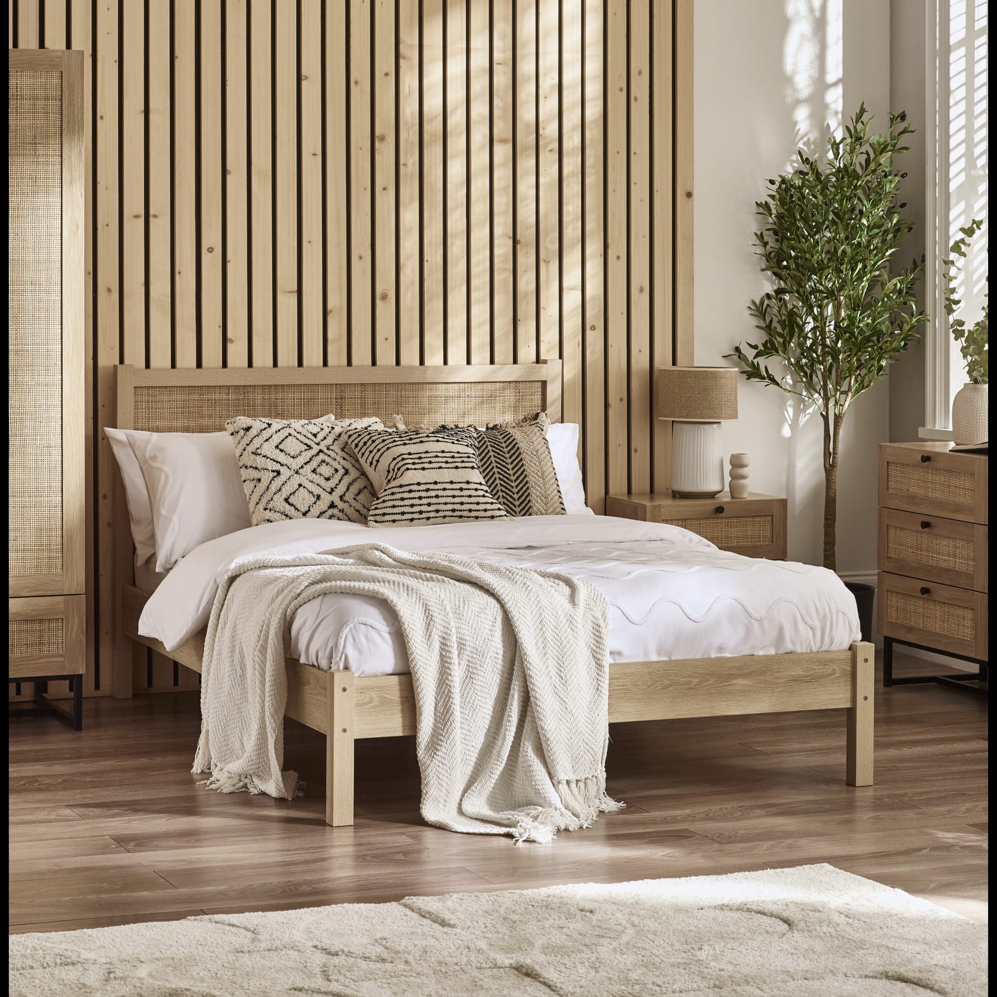 Padstow Rattan Bed Effect